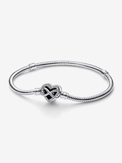 Pandora Bracciale Moments Maglia Snake e chiusura a Cuore con Infinito Scintillante