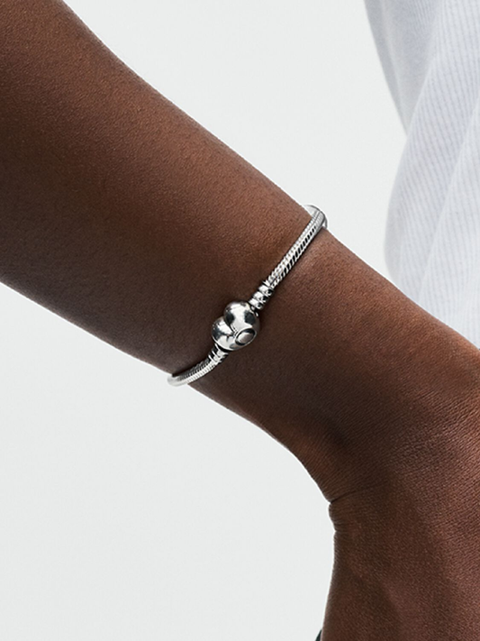 Pandora Bracciale Moments Maglia Snake con Chiusura a Cuore - EmporiaProfumi